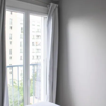 Through - Place De La Réunion Appartement *