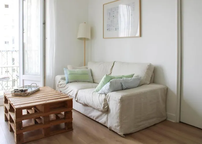 Apartamento Through - Place De La Réunion *